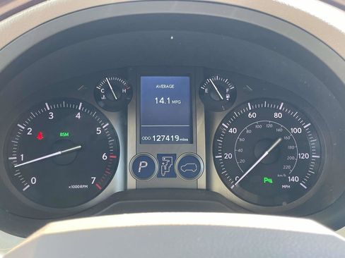 Used 2015 Lexus GX 460 w/ Premium Package AWD/4WD image 17