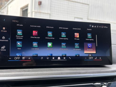 New 2026 BMW X6 xDrive40i w/ Premium Package image 17