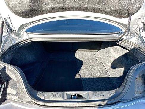 Used 2024 Ford Mustang EcoBoost image 23