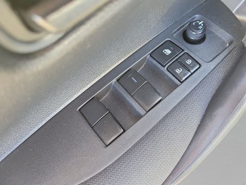 Used 2022 Toyota Corolla LE FWD image 18