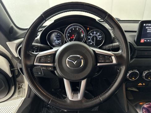 Used 2018 MAZDA MX-5 Miata Grand Touring RWD image 14