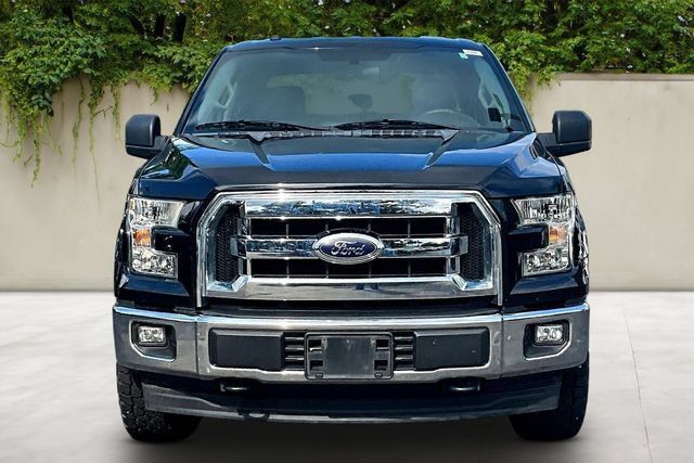 Used 2017 Ford F150 XLT AWD/4WD image 2