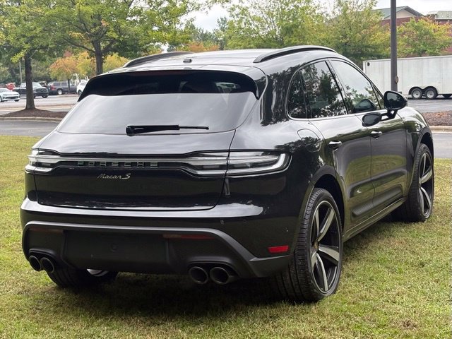 Used 2022 Porsche Macan S AWD/4WD image 7