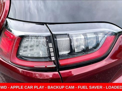 Used 2019 Jeep Cherokee Latitude Plus AWD/4WD image 22