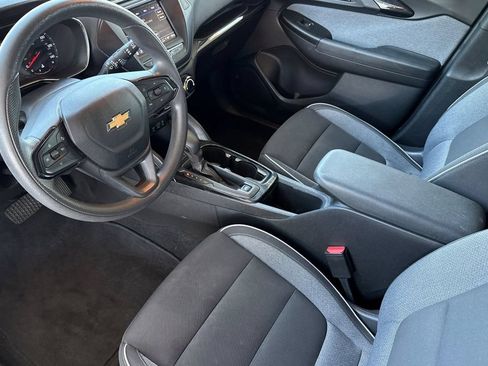 Used 2021 Chevrolet TrailBlazer LT FWD image 5