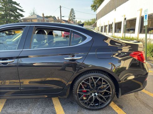 Used 2019 Genesis G70 2.0T Sport image 17