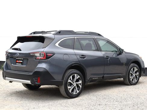 Used 2021 Subaru Outback Limited XT w/ Popular Package #2 AWD/4WD image 5