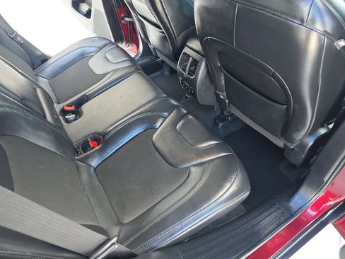 Used 2020 Jeep Cherokee Latitude Plus image 19