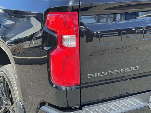 Used 2023 Chevrolet Silverado 1500 RST w/ Convenience Package II AWD/4WD image 8