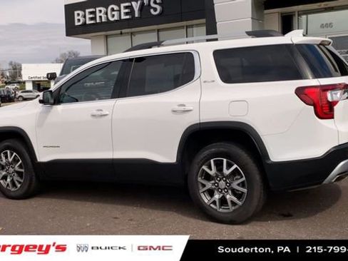 Certified 2023 GMC Acadia SLE w/ Driver Convenience Package image 8