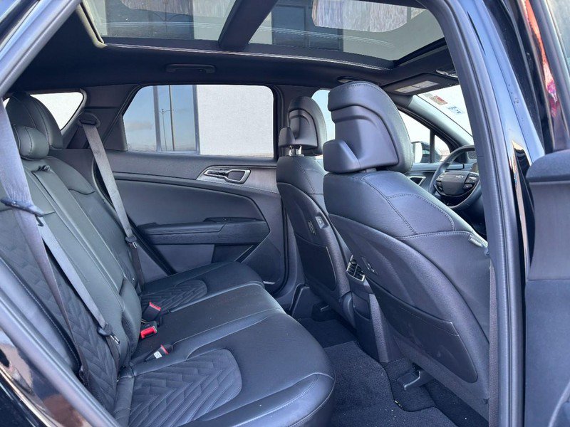 Used 2026 Kia Sportage X-Line w/ X-Line Premium Package AWD/4WD image 17