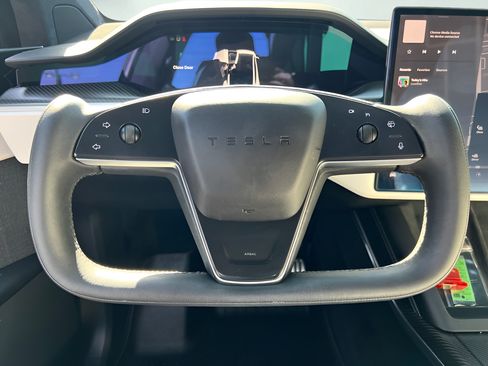 Used 2022 Tesla Model X Plaid AWD/4WD image 40
