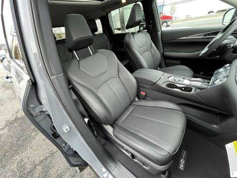 New 2026 INFINITI QX60 Luxe w/ Cargo Package image 16