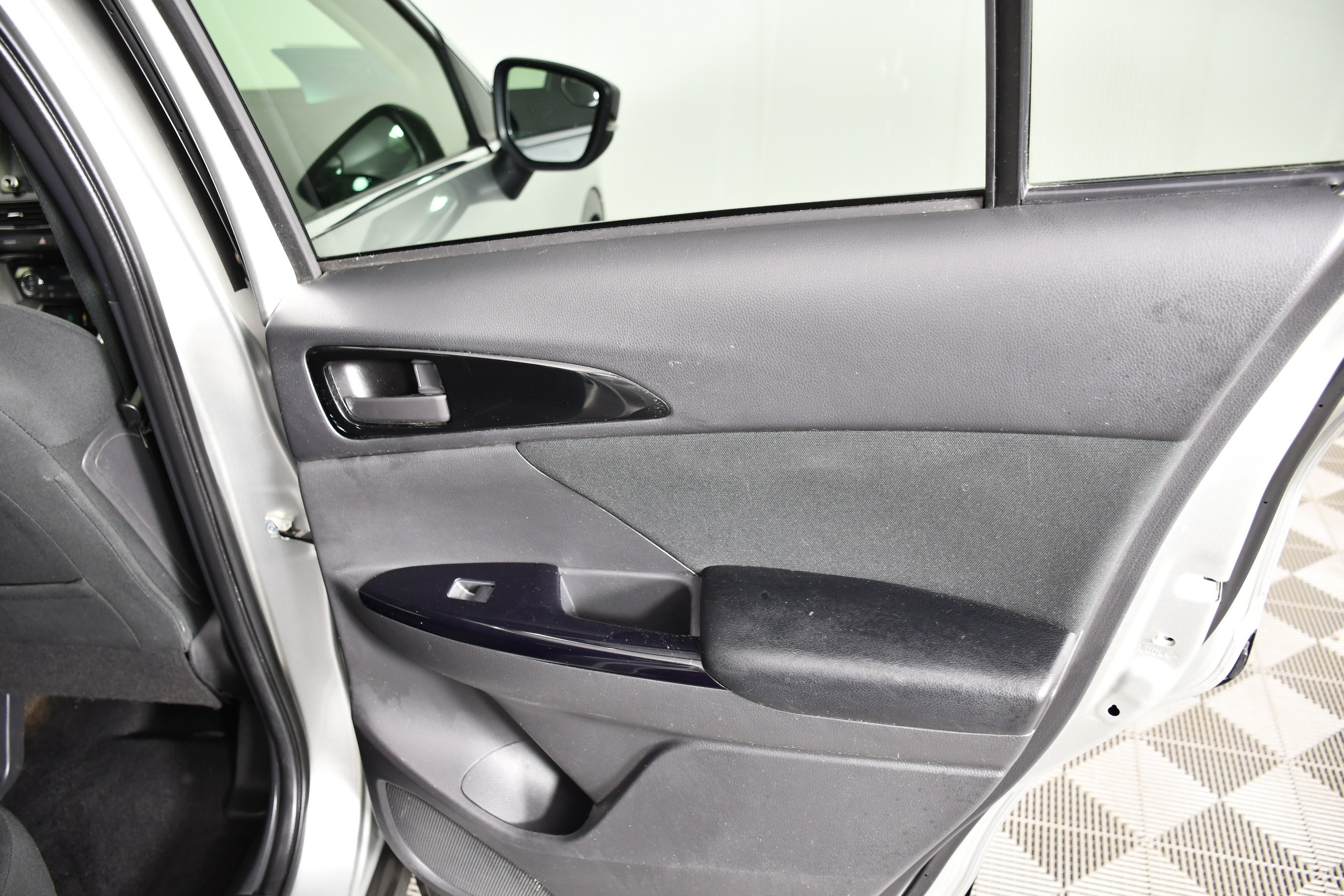 Used 2024 Mitsubishi Eclipse Cross LE AWD/4WD image 41