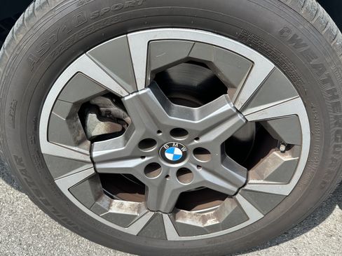 Certified 2025 BMW X1 xDrive28i AWD/4WD image 12