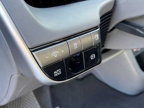 New 2026 Hyundai Ioniq 5 SE image 16