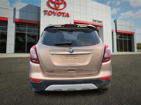 Used 2019 Buick Encore Sport Touring image 4