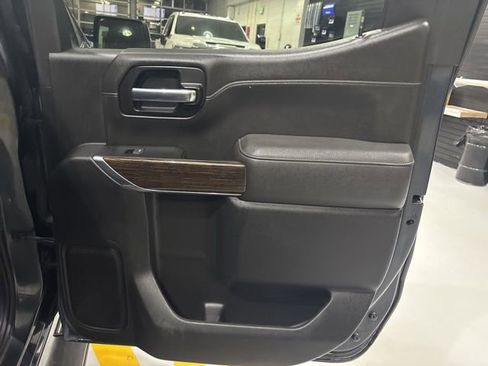Used 2022 GMC Sierra 1500 Elevation w/ LPO, Elevation Black Package image 28