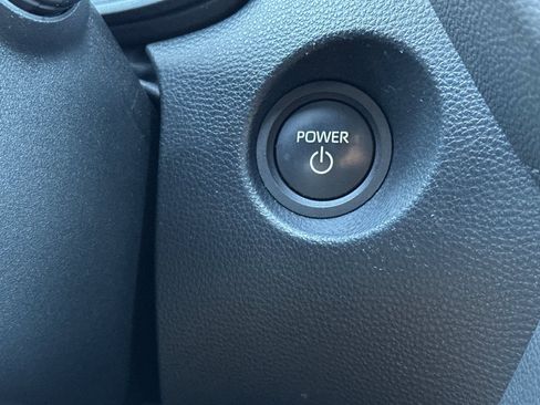 Used 2024 Toyota Corolla Cross AWD Hybrid image 22
