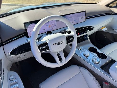 New 2026 Genesis GV70 2.5T Advanced image 2