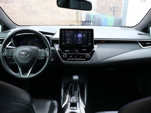 Used 2021 Toyota Corolla XSE FWD image 37