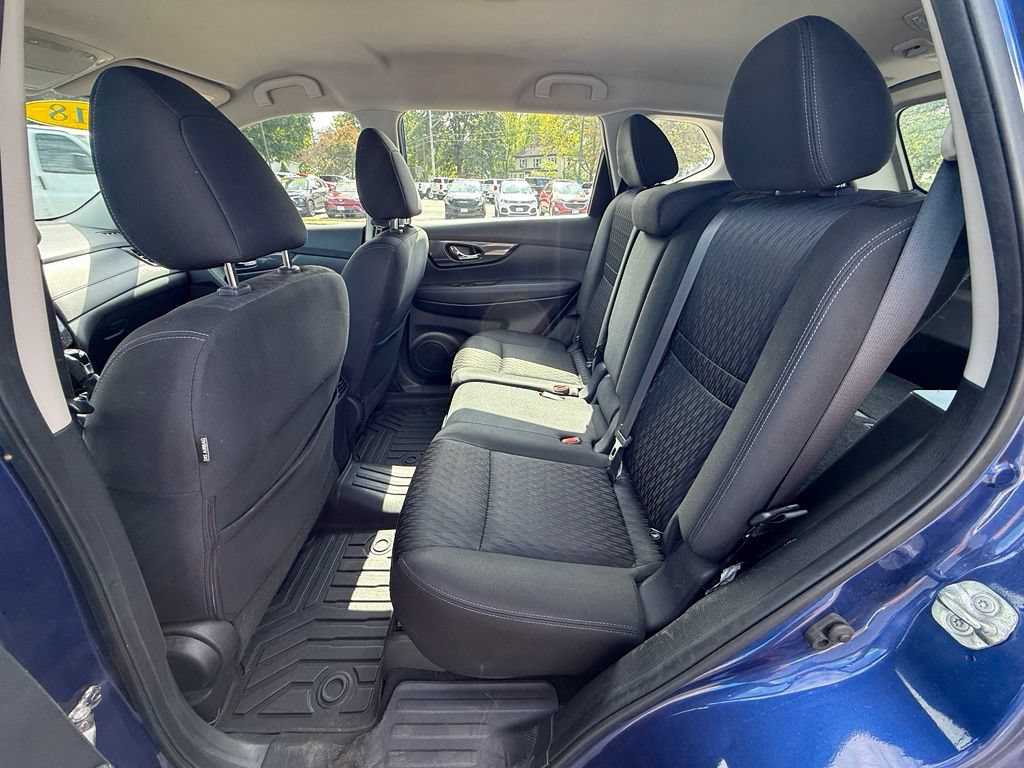 Used 2018 Nissan Rogue S FWD image 21