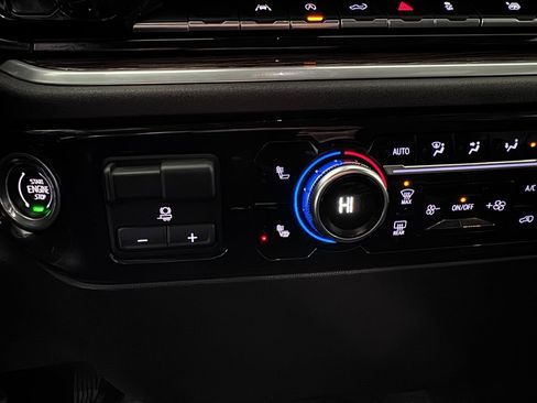 Certified 2023 GMC Sierra 1500 Elevation image 25