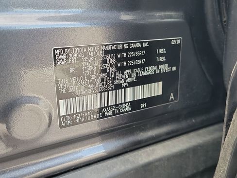 Certified 2020 Toyota RAV4 XLE FWD image 24
