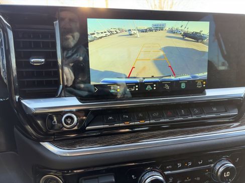 Used 2022 GMC Sierra 1500 Elevation w/ Elevation Premium Package image 30