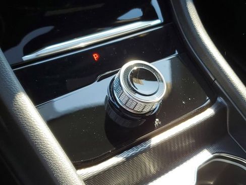 New 2025 Jeep Grand Cherokee L Altitude image 11