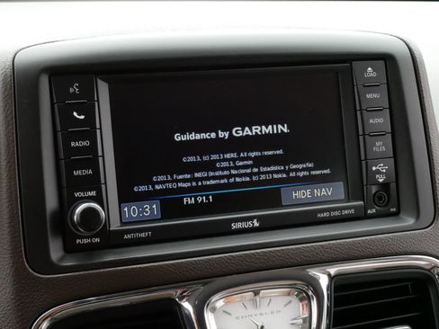 Used 2015 Chrysler Town & Country Touring-L w/ Driver Convenience Group FWD image 22