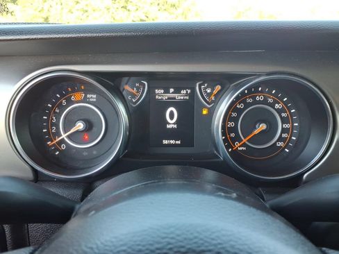 Used 2021 Jeep Wrangler Unlimited Sport AWD/4WD image 32