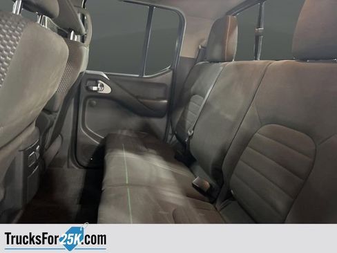 Used 2014 Nissan Frontier PRO-4X image 29