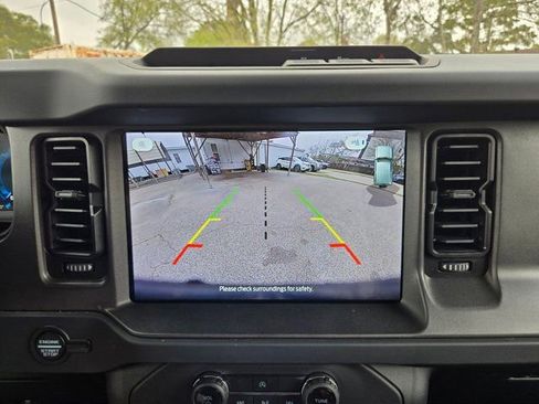 Used 2025 Ford Bronco Big Bend image 20