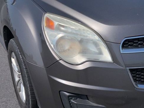 Used 2010 Chevrolet Equinox LT AWD/4WD image 12
