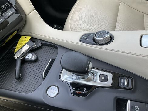 Used 2019 INFINITI QX50 Essential w/ Premium Heat Package AWD/4WD image 23