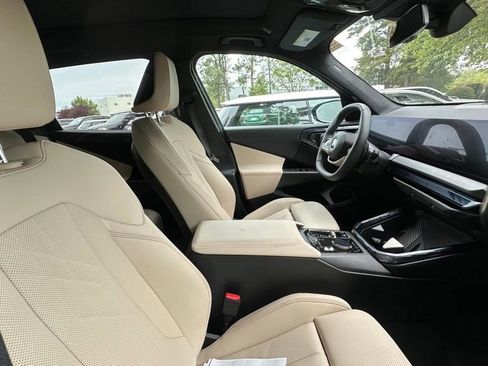 Certified 2025 BMW X3 xDrive30i w/ Convenience Package AWD/4WD image 5