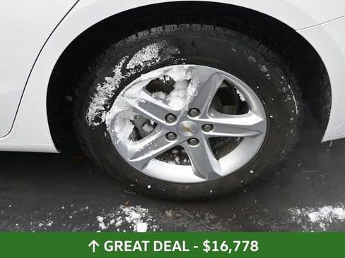 Used 2024 Chevrolet Malibu LT image 17