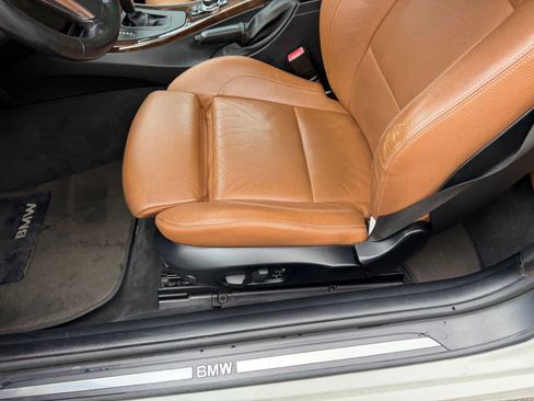 Used 2011 BMW 335i Convertible RWD image 13