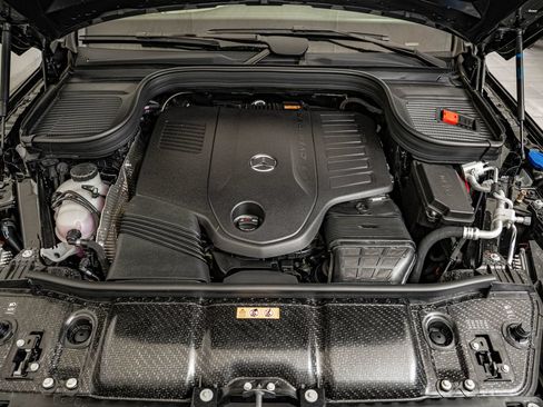Used 2026 Mercedes-Benz GLS 450 4MATIC image 39
