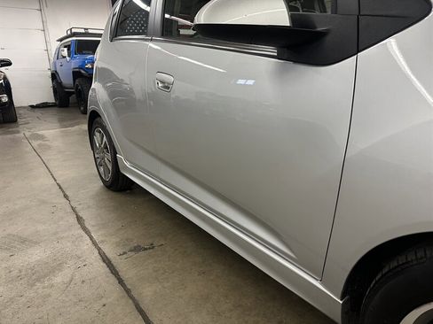 Used 2016 Chevrolet Spark LT image 28