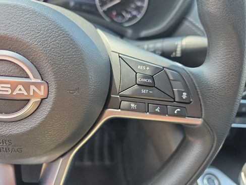 Used 2025 Nissan Sentra SV FWD image 23