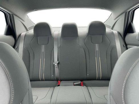 New 2025 Hyundai Elantra SEL image 23