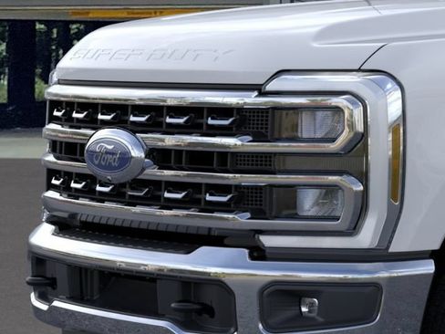 New 2026 Ford F250 Lariat AWD/4WD image 17