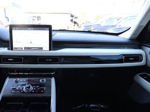 Used 2020 Lincoln Aviator Black Label w/ Dynamic Handling Package image 20