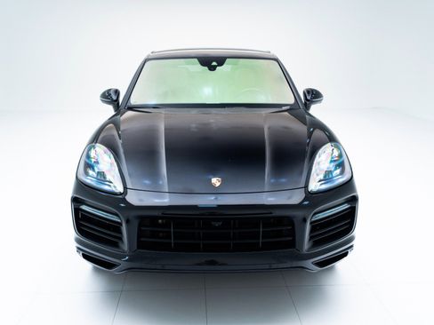 Used 2022 Porsche Cayenne S Platinum image 6