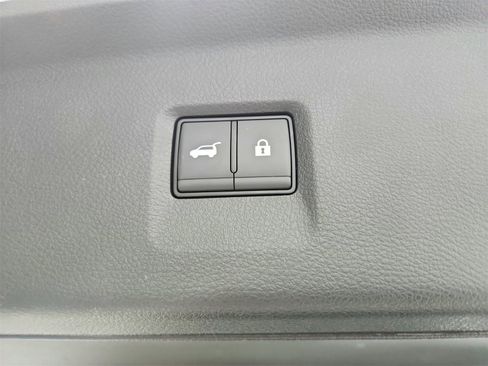 Used 2025 INFINITI QX60 Pure image 46