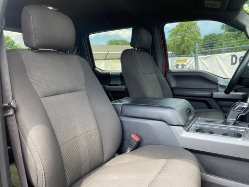 Used 2017 Ford F150 XLT w/ Equipment Group 302A Luxury AWD/4WD image 17