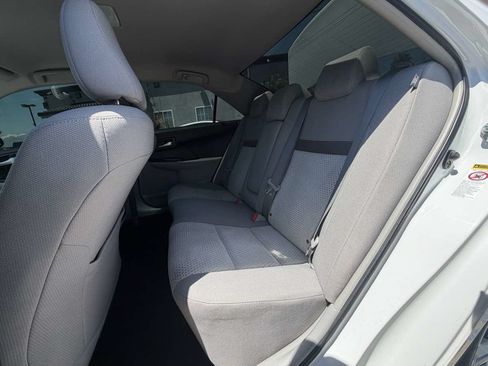 Used 2013 Toyota Camry LE FWD image 17