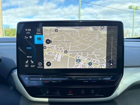 Used 2023 Volkswagen ID.4 Pro S image 32